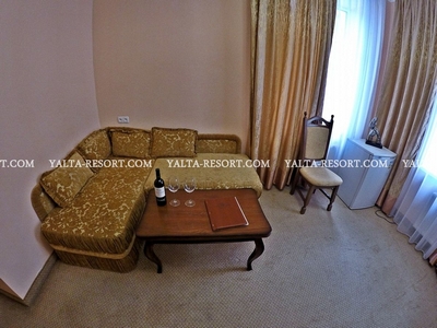 Номер Полулюкс